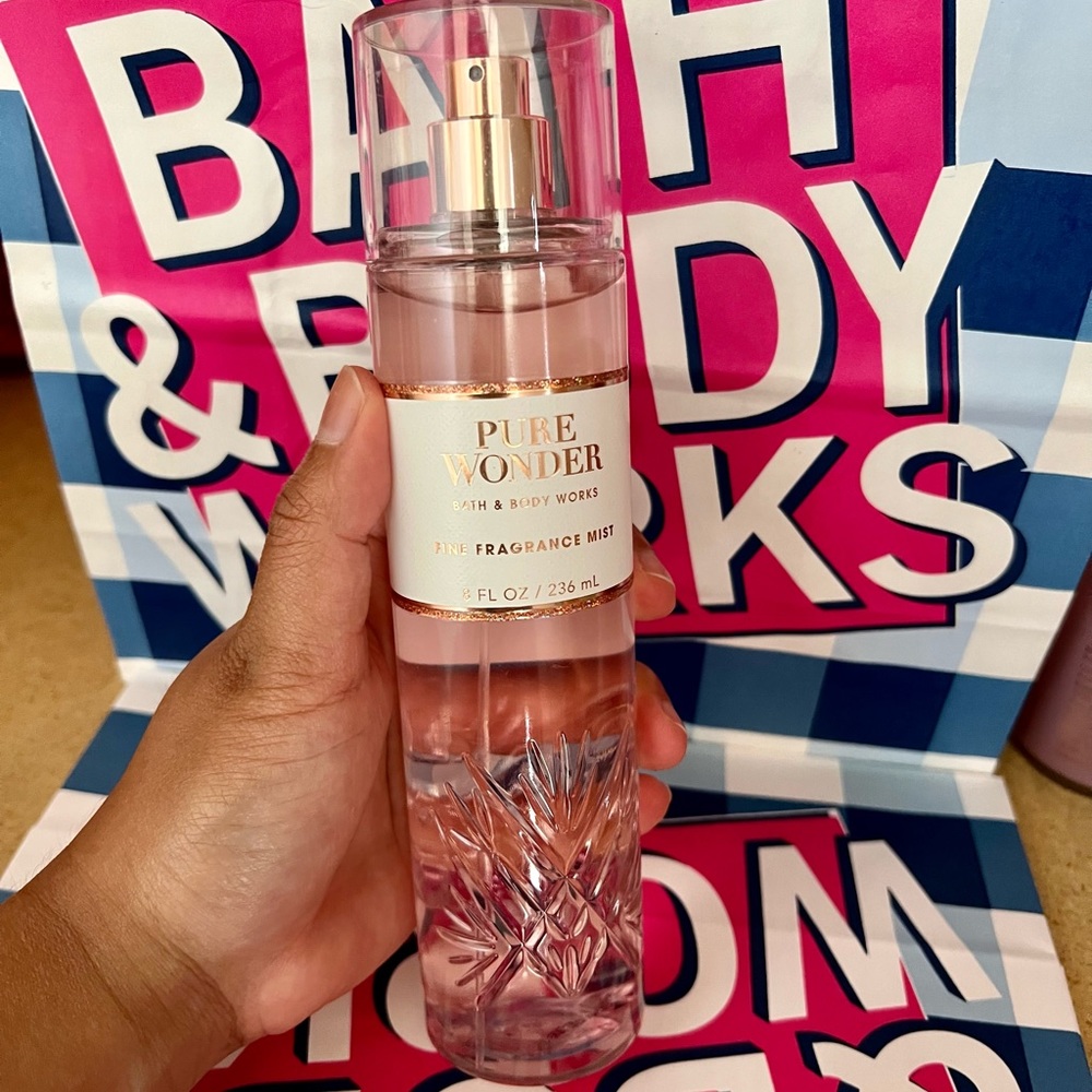 Bath & Body Works Fine Fragrance Mists Pure Wonder.